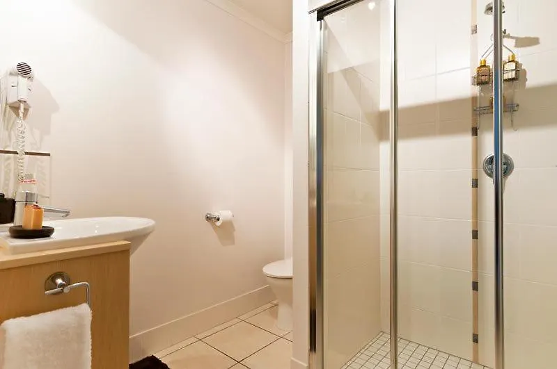 Cairns City Apartments Aparthotel