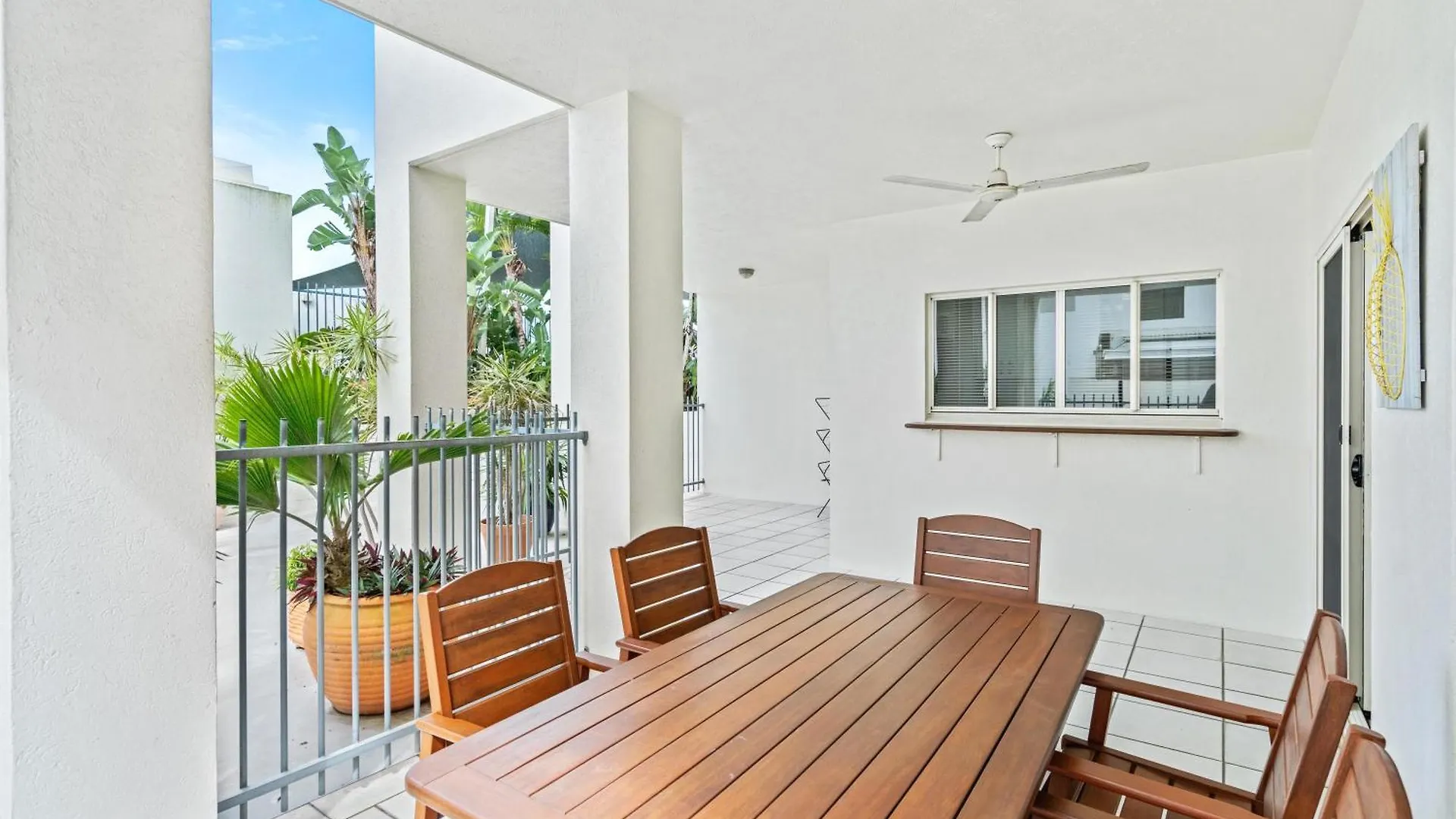 Cairns City Apartments Aparthotel