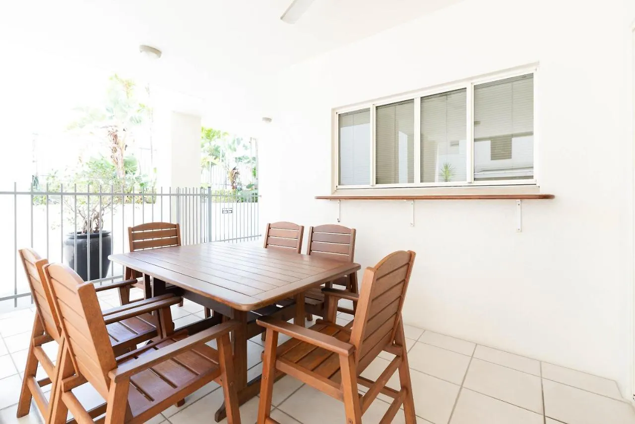 **** Aparthotel Cairns City Apartments Australia