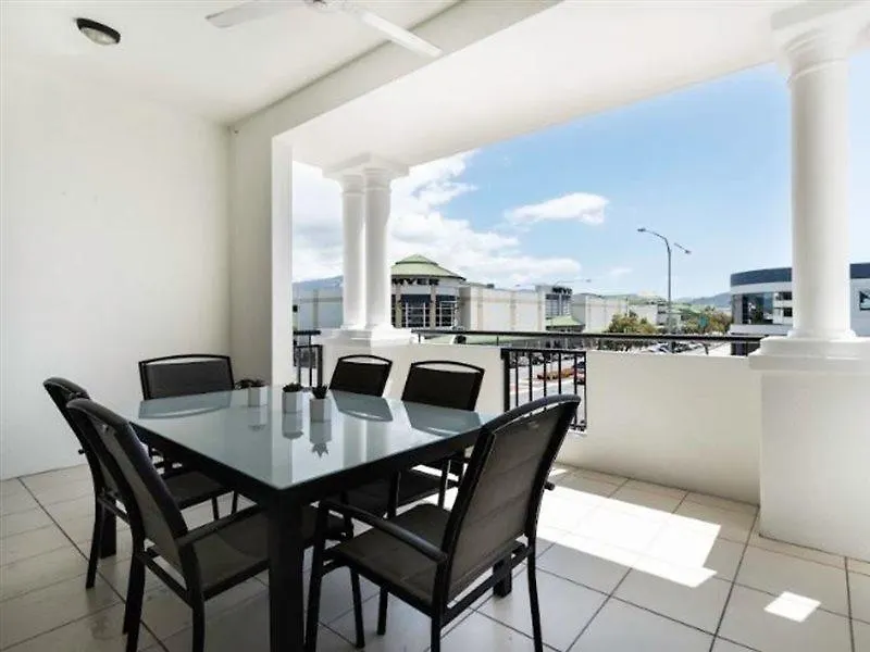 Aparthotel Cairns City Apartments